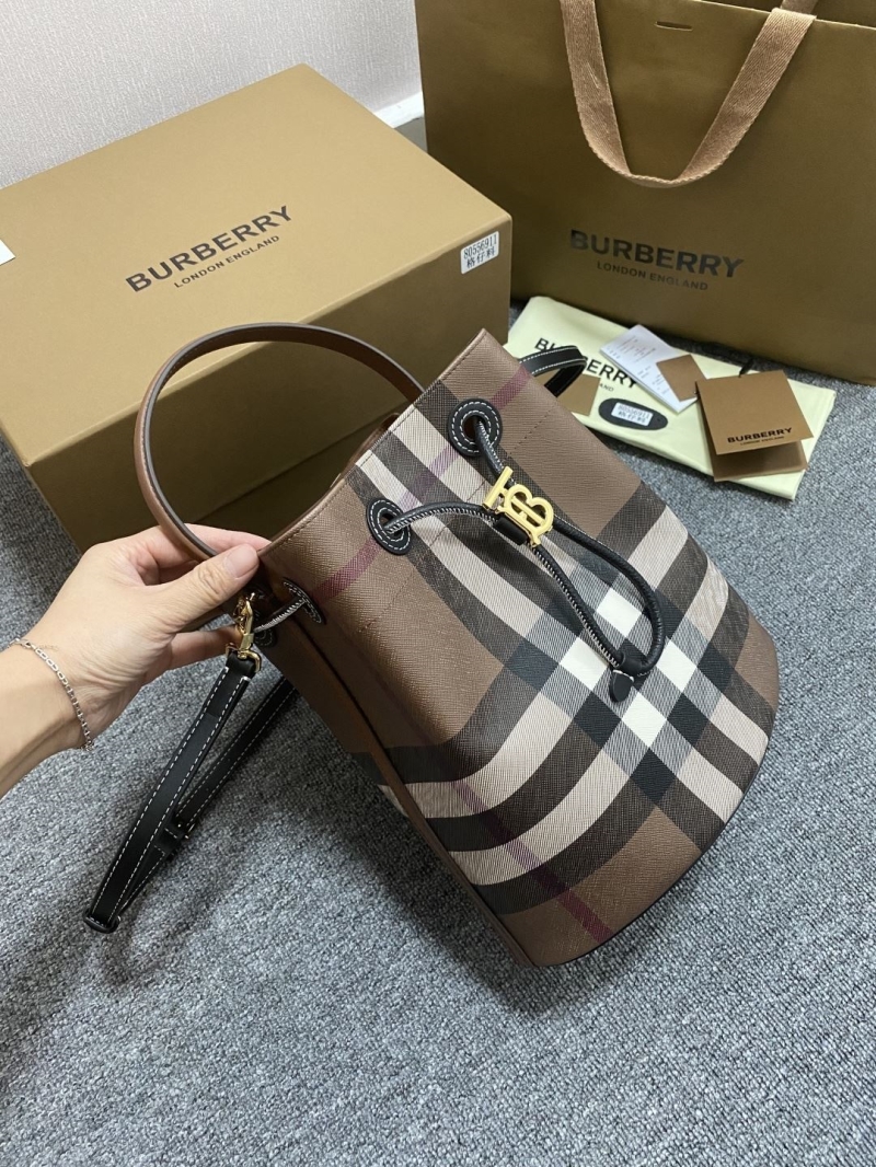 Bv*b*rry bucket bags